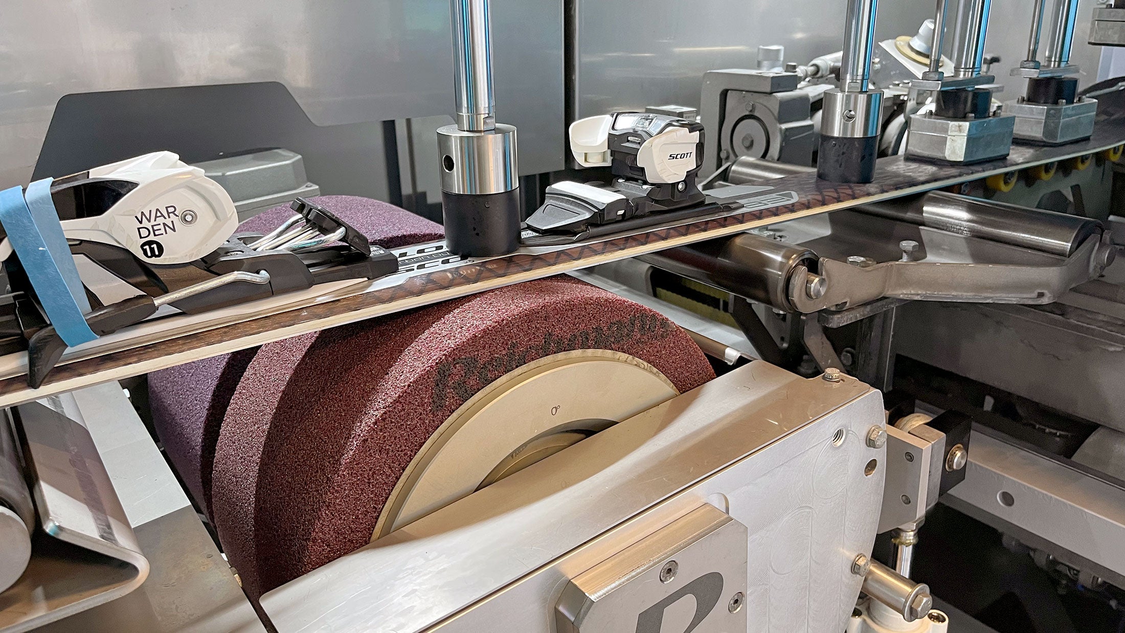 SF4 S RACE 350 stone grinding robot
