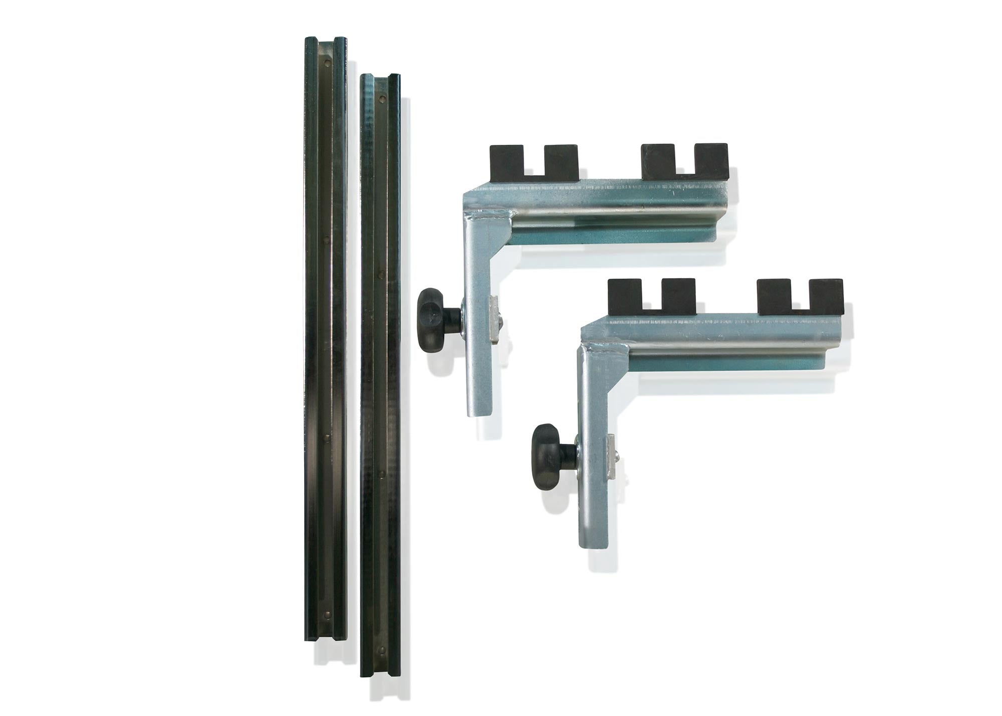 Ski mounting Post