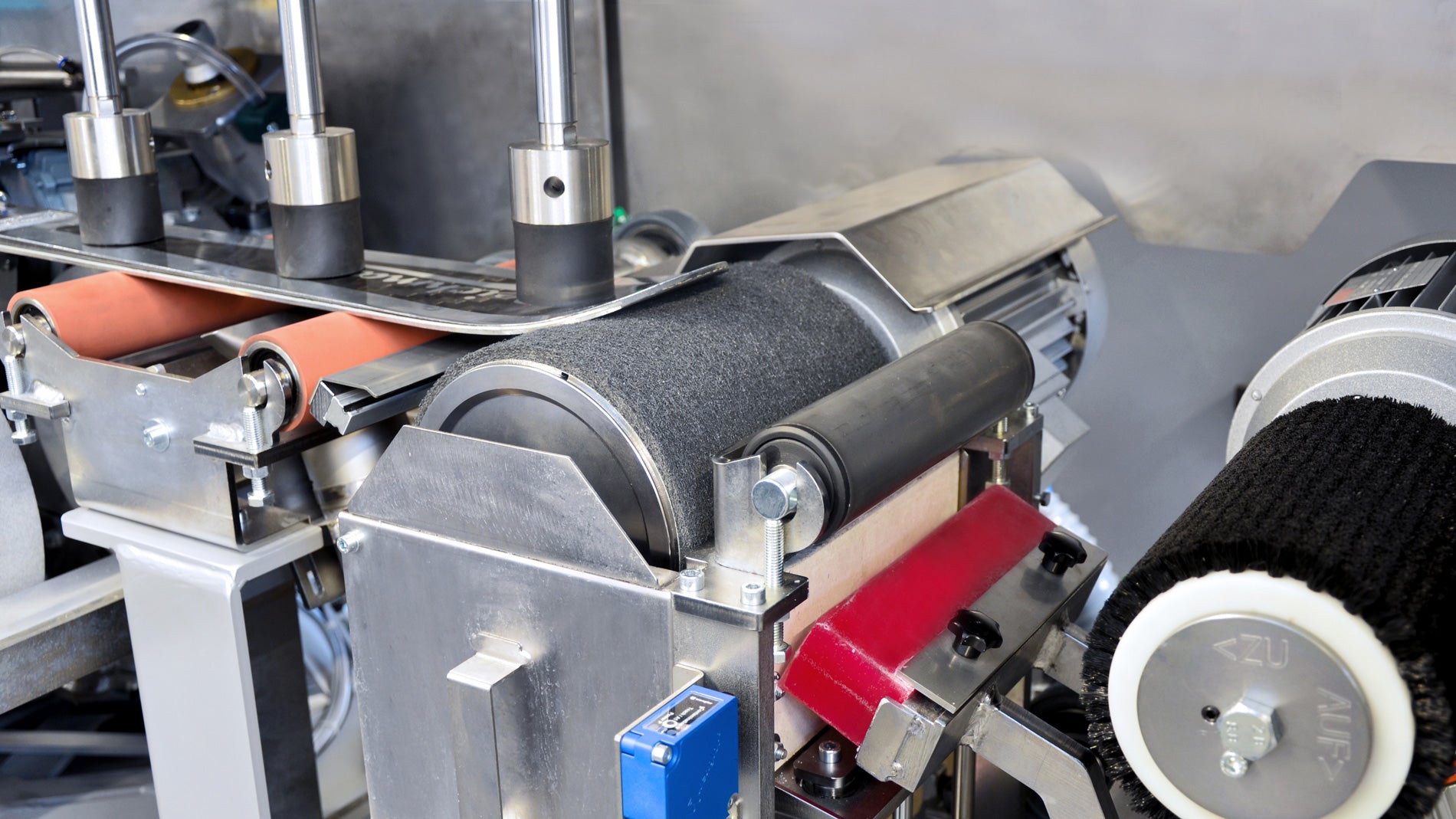 SF4 S RACE 350 stone grinding robot